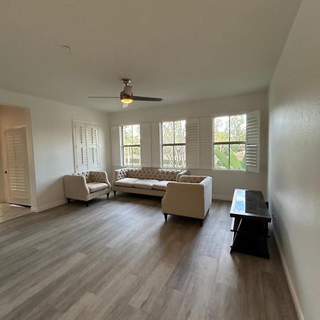 Comfortable House Ирвайн Экстерьер фото